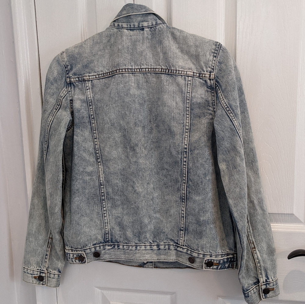 GAP - Women Icon Denim Destructed Jean Jacket Washwell - S - Picture 2 of 4